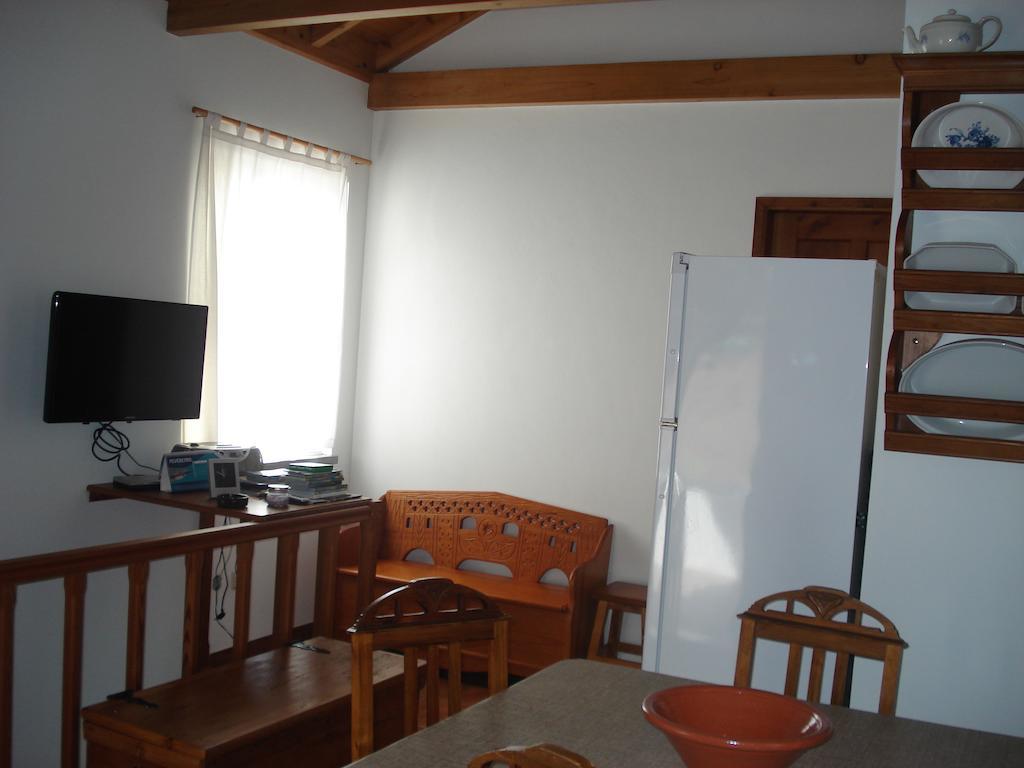 Casa Do Avo Faidoca Βίλα Calheta de Nesquim Δωμάτιο φωτογραφία